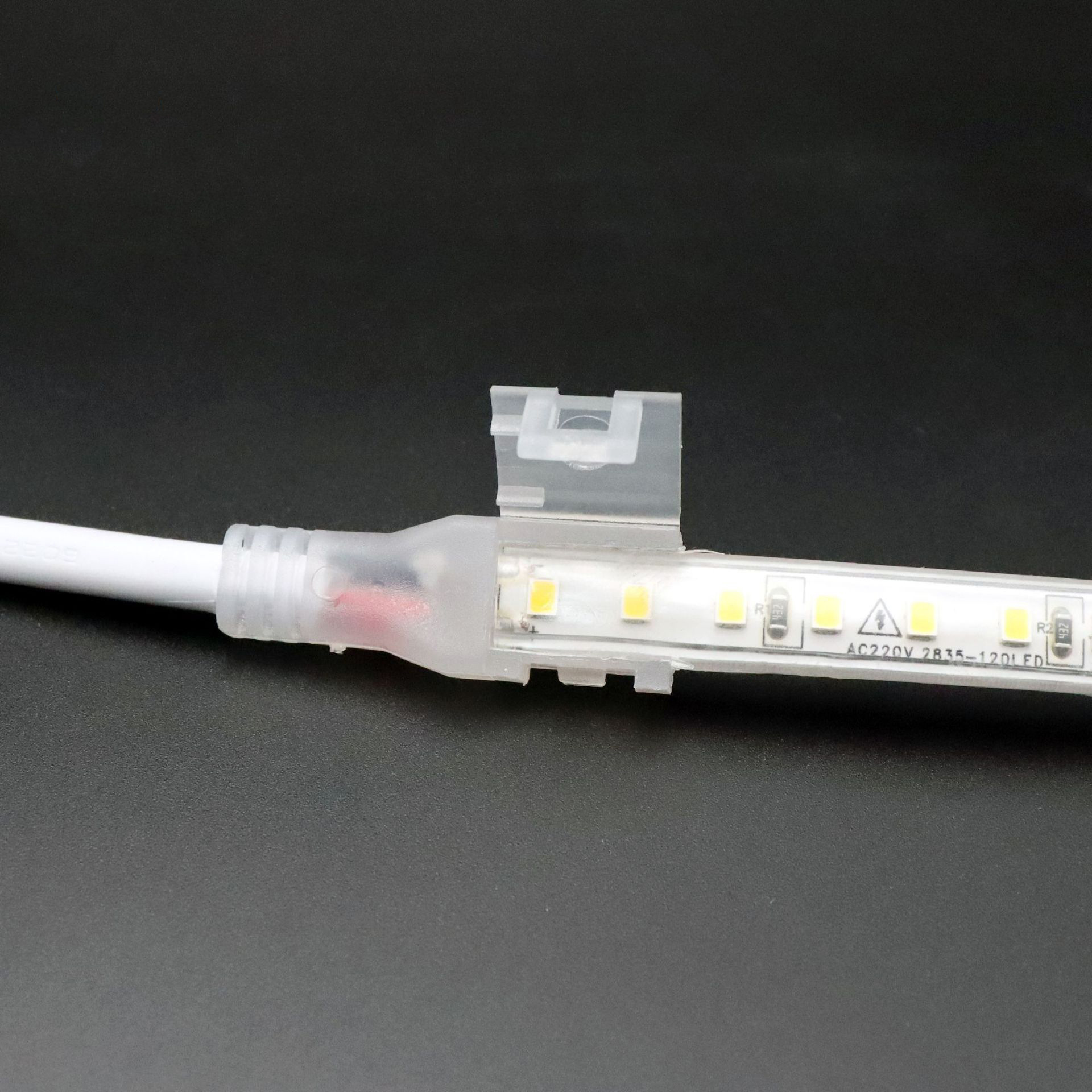 10 mm 2-Pin Solderless LED Strip Connector - closed connector detail