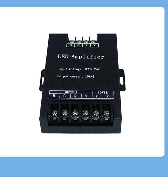 Alternate LED signal amplifier housing and terminal layout